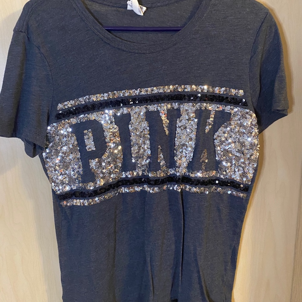 Short sleeved blinged shirt